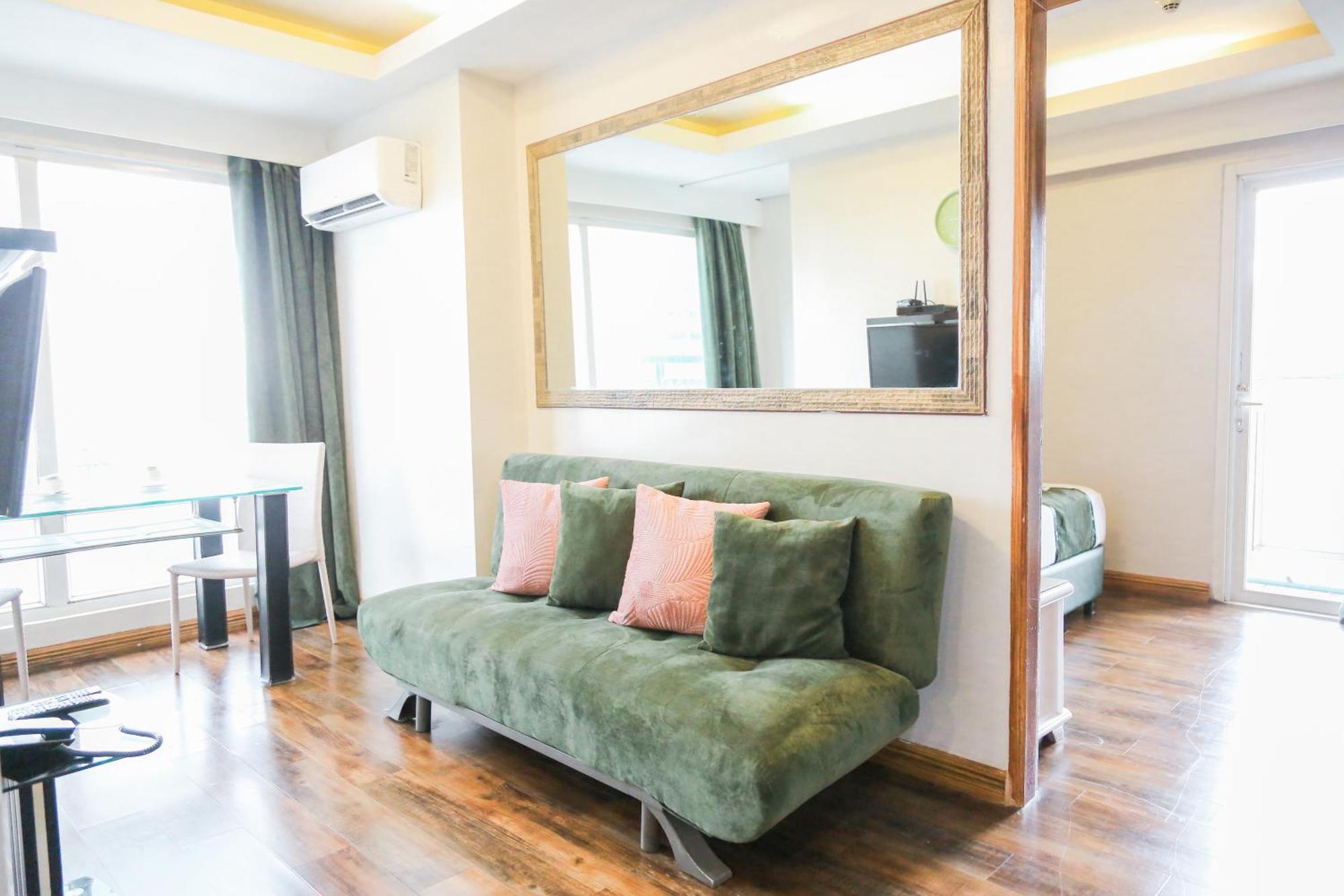 Pacific Bay Grand Hotel Manila