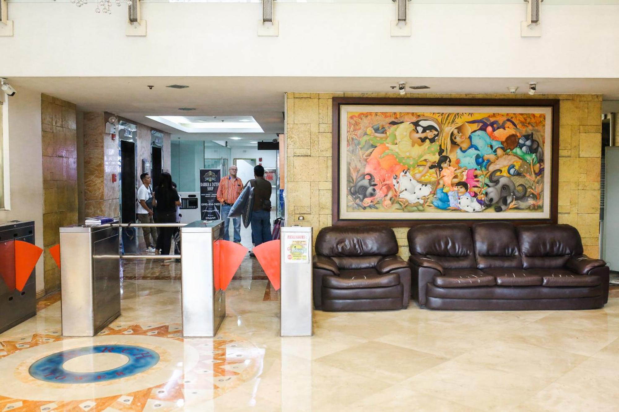 Pacific Bay Grand Hotel 3*